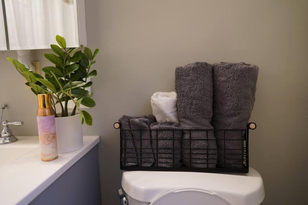 Stylish 1Br Unit W/Free Parking-Walk To Metro Appartement Washington Buitenkant foto